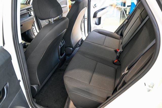 New 2025 Hyundai Kona SEL image 7
