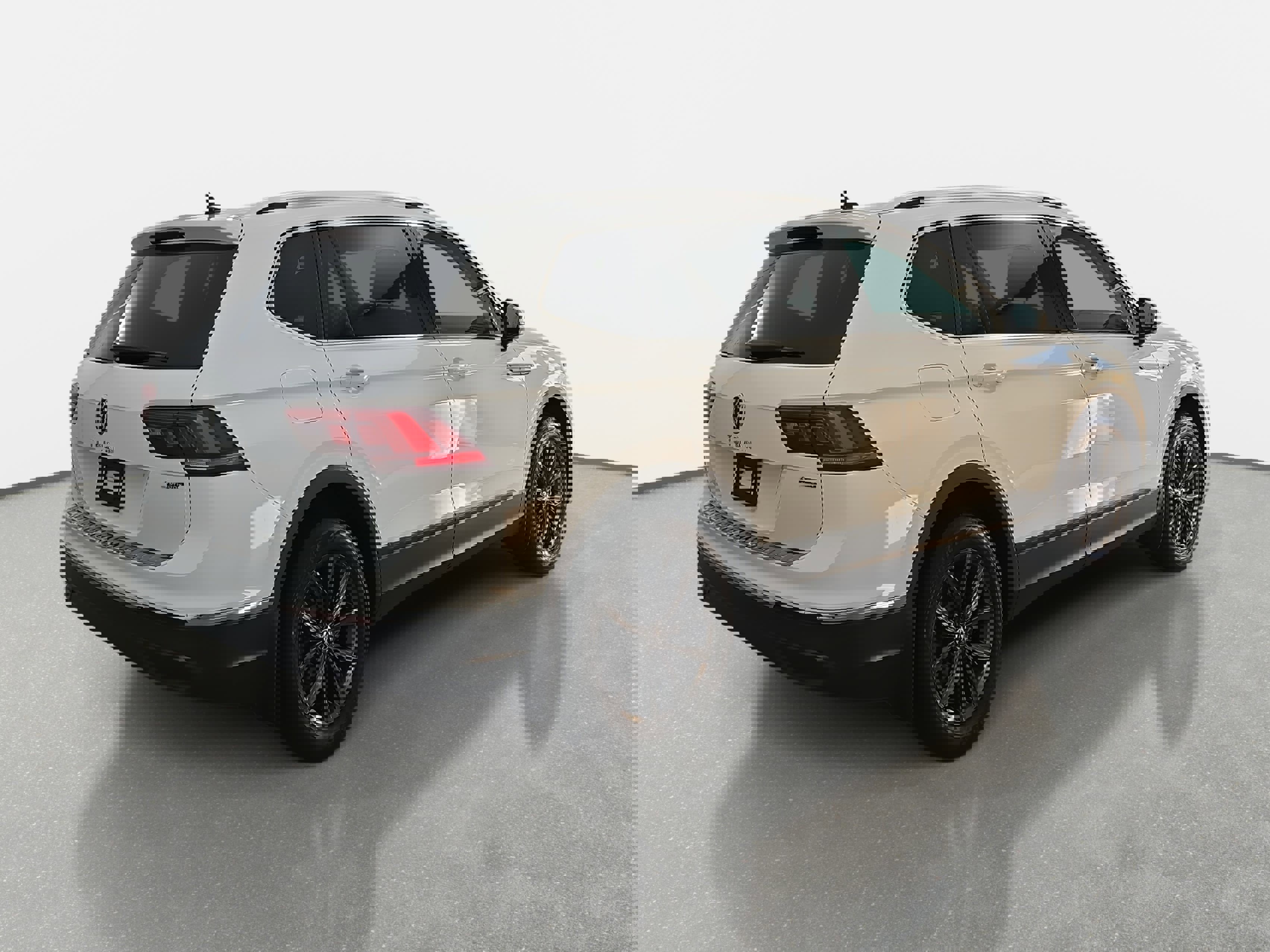 Certified 2022 Volkswagen Tiguan SE image 3