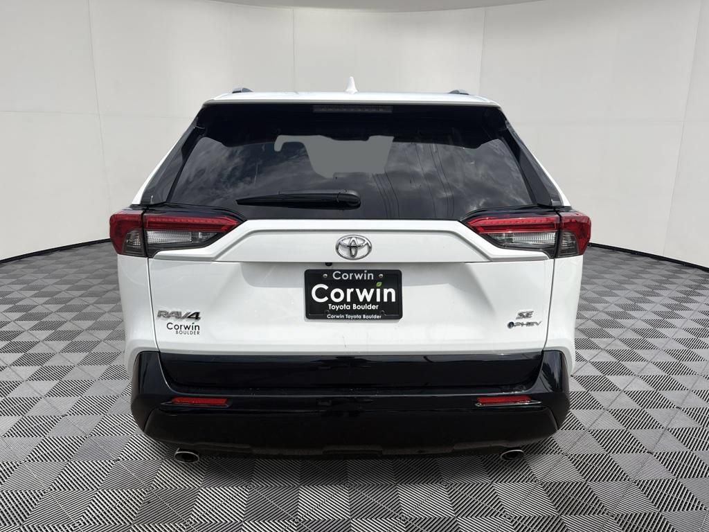 Used 2025 Toyota RAV4 SE AWD/4WD image 5