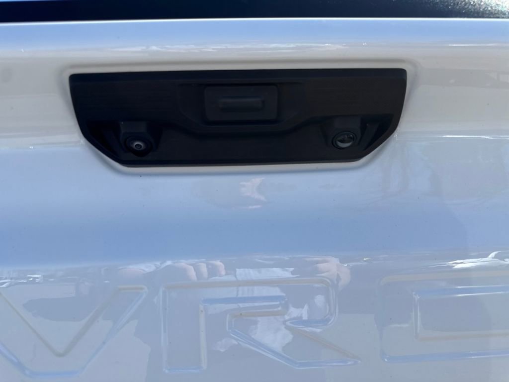 Used 2023 Chevrolet Silverado 1500 LT image 46