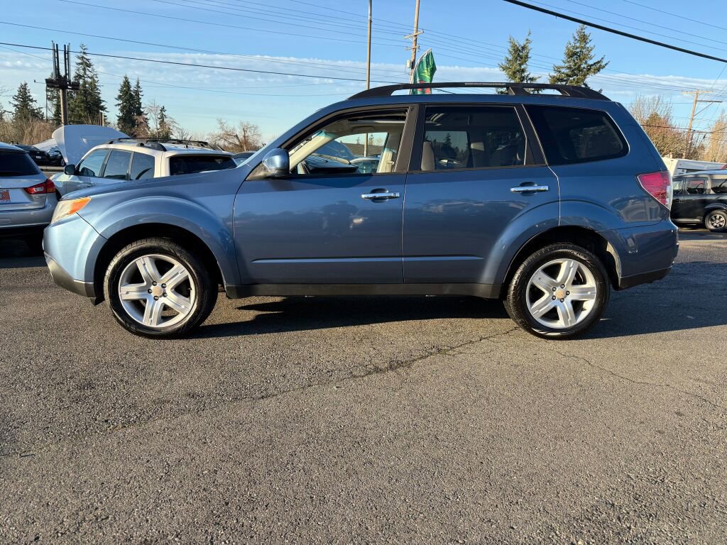 Used 2009 Subaru Forester 2.5X Limited w/ Popular Equipment Group 4A image 2