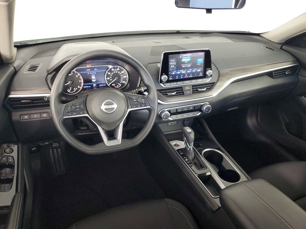 Used 2023 Nissan Altima 2.5 SV image 15