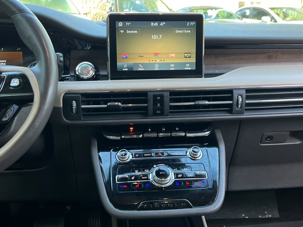 Used 2022 Lincoln Corsair Reserve w/ Equipment Group 201A image 20