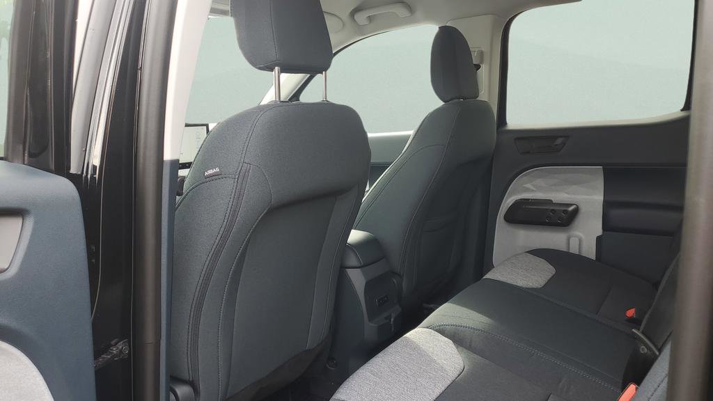 New 2025 Ford Maverick XLT w/ Equipment Group 301A image 31