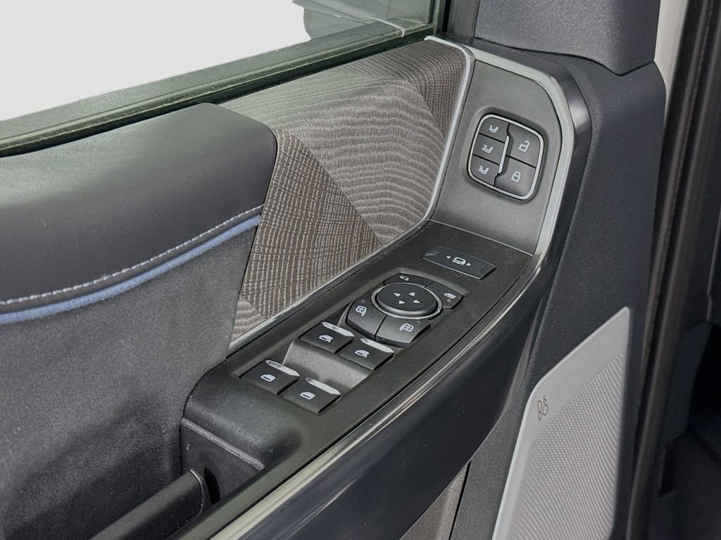 Used 2025 Ford F350 Platinum image 20