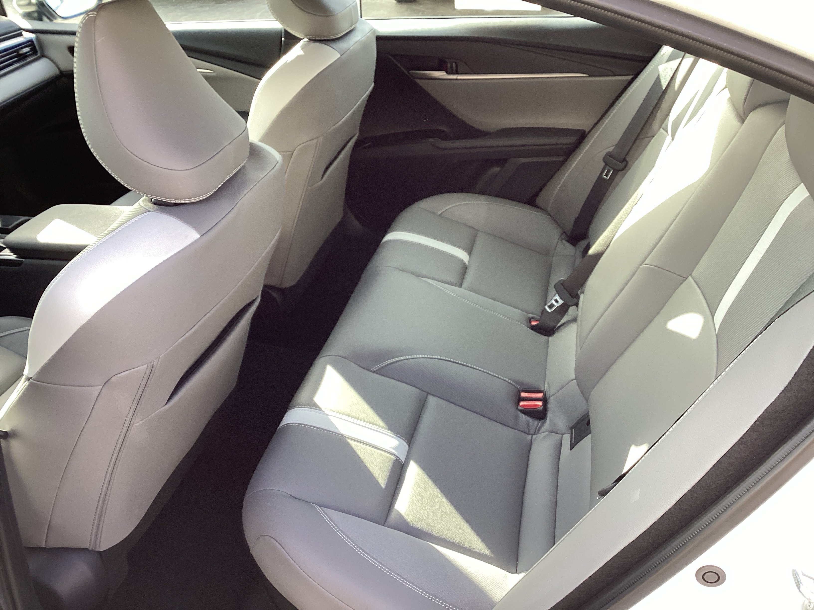 Used 2026 Toyota Camry SE w/ Multimedia Upgrade Package FWD image 12