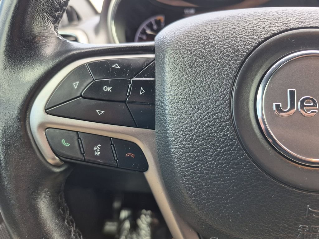 Used 2020 Jeep Grand Cherokee Limited AWD/4WD image 19