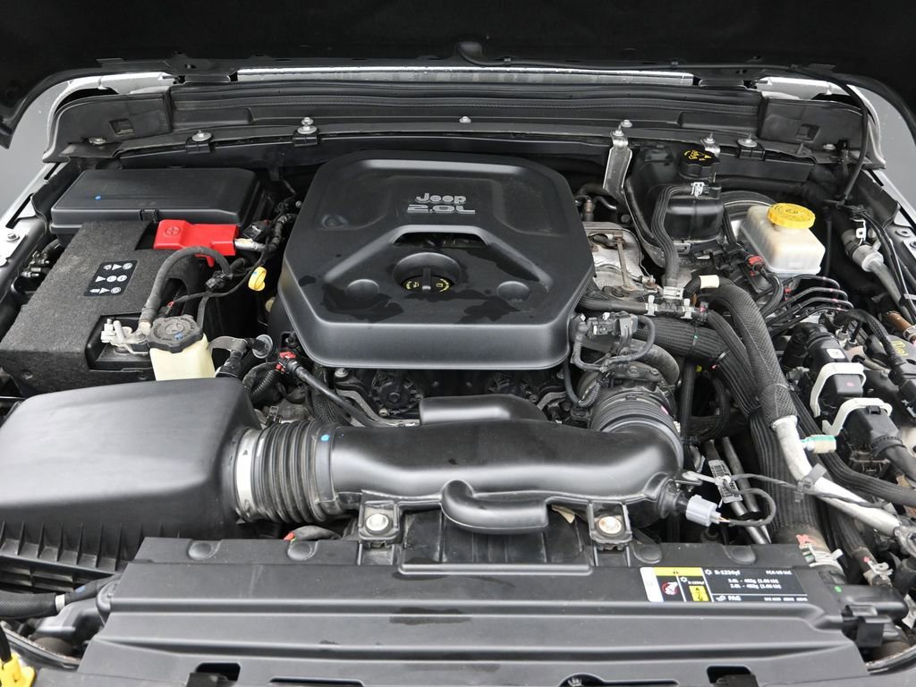 Used 2020 Jeep Wrangler Unlimited Sahara image 17