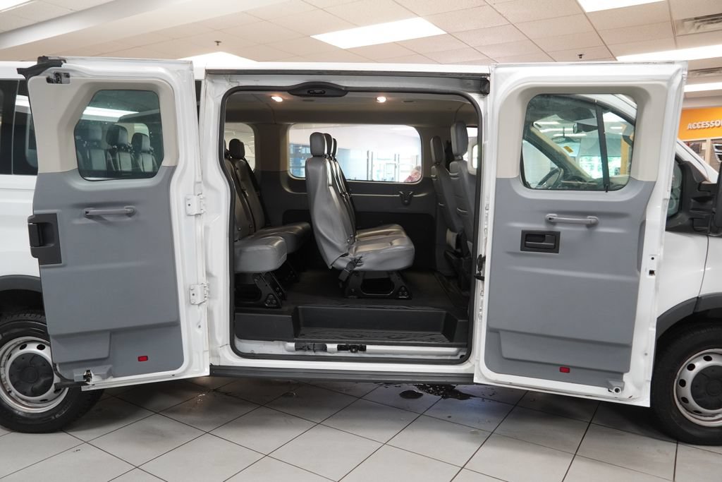 Used 2017 Ford Transit 350 XL RWD image 23