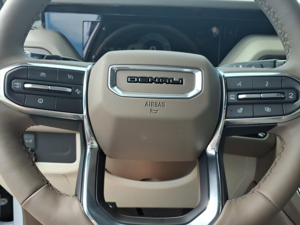 New 2026 GMC Yukon XL Denali image 18