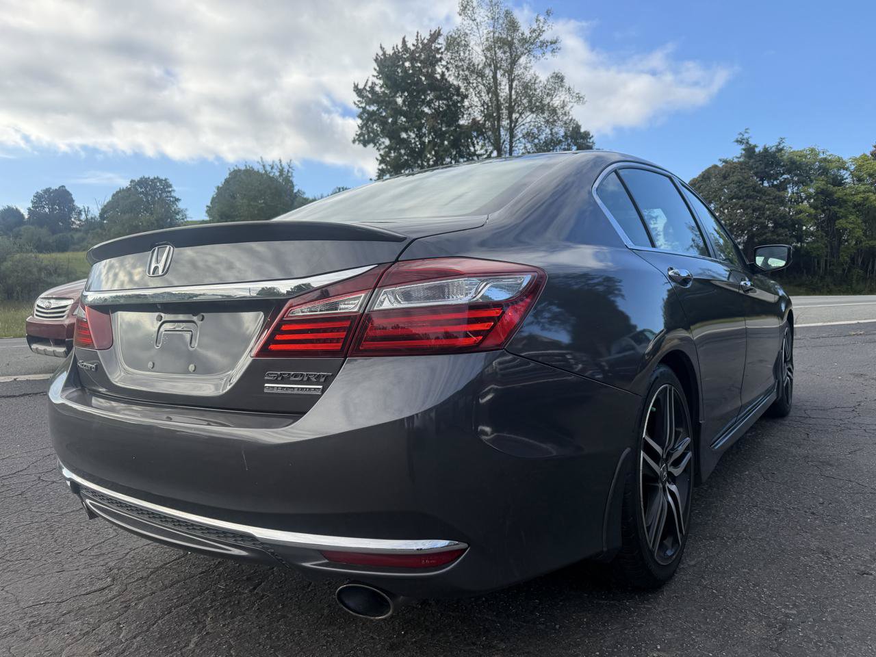 Used 2017 Honda Accord Sport Special Edition image 7