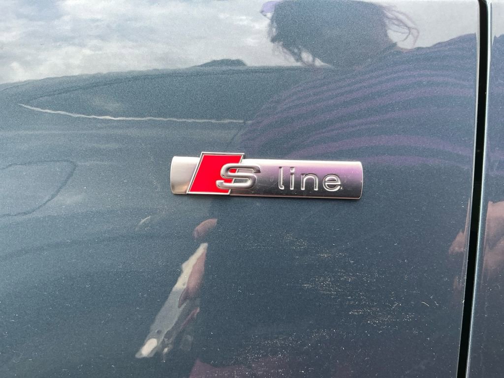 Used 2018 Audi Q3 2.0T Premium Plus image 16