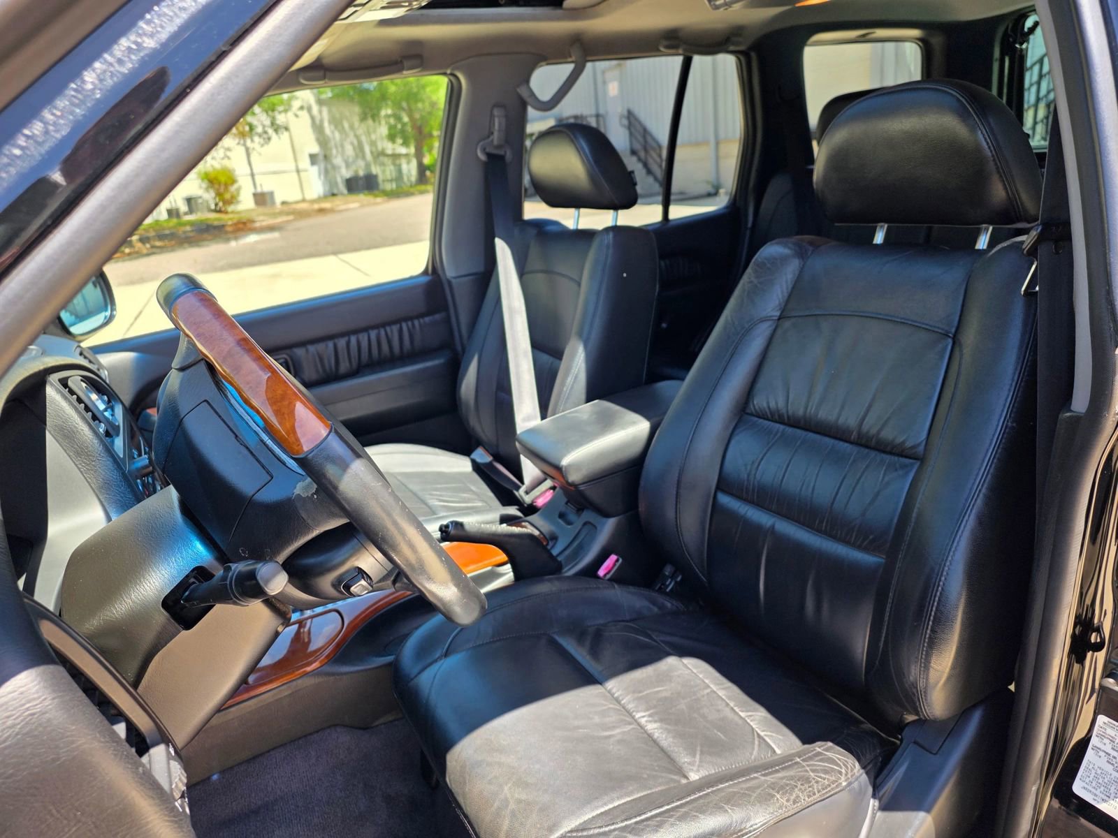 Used 2001 INFINITI QX4 2WD image 15