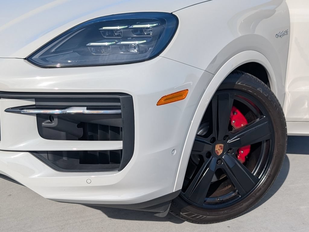Certified 2026 Porsche Cayenne S AWD/4WD image 10