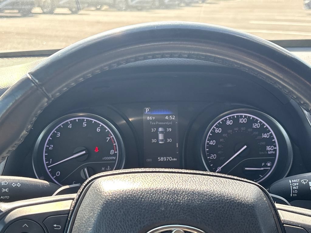 Used 2024 Toyota Camry SE FWD image 9