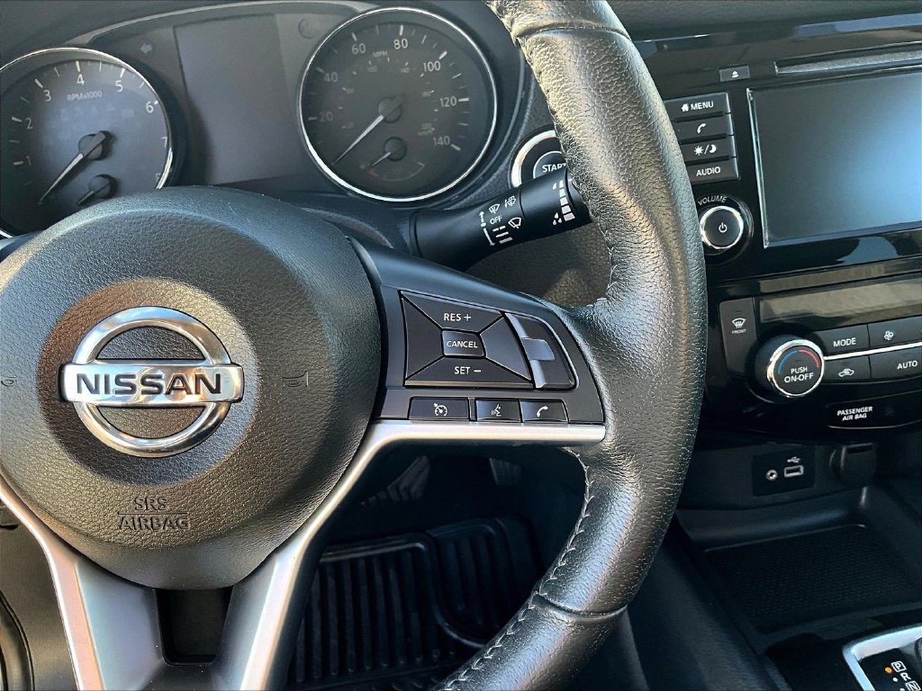 Used 2020 Nissan Rogue SV AWD/4WD image 14