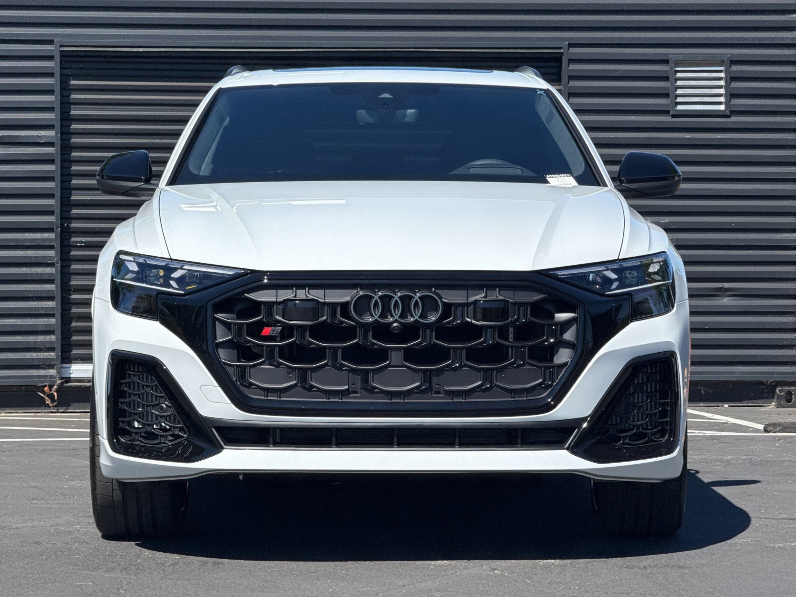 New 2026 Audi SQ8 Prestige AWD/4WD image 9