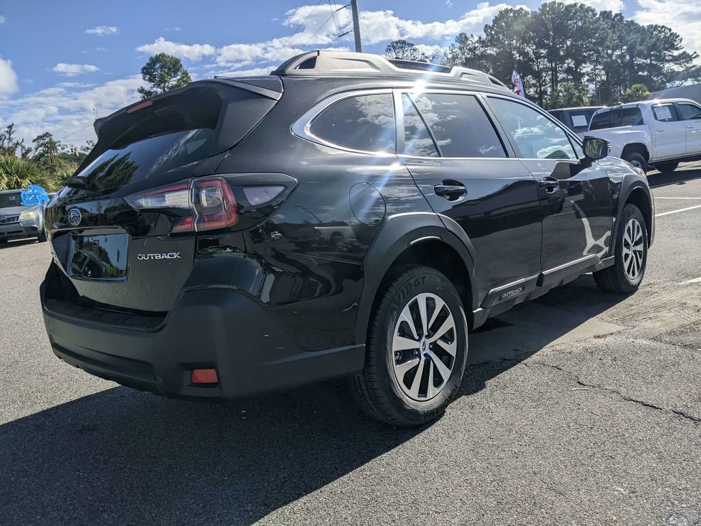 New 2023 Subaru Outback Premium image 4