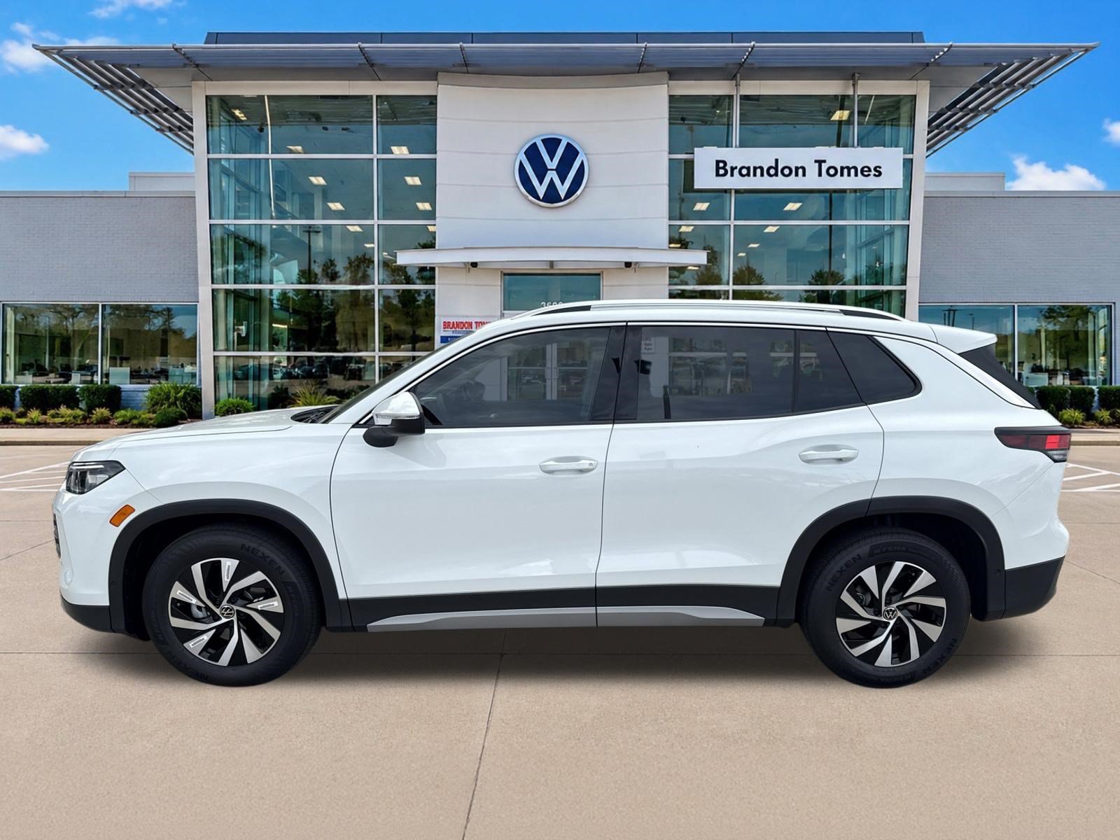 New 2026 Volkswagen Tiguan S FWD image 7