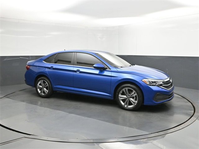 Used 2022 Volkswagen Jetta SE image 17