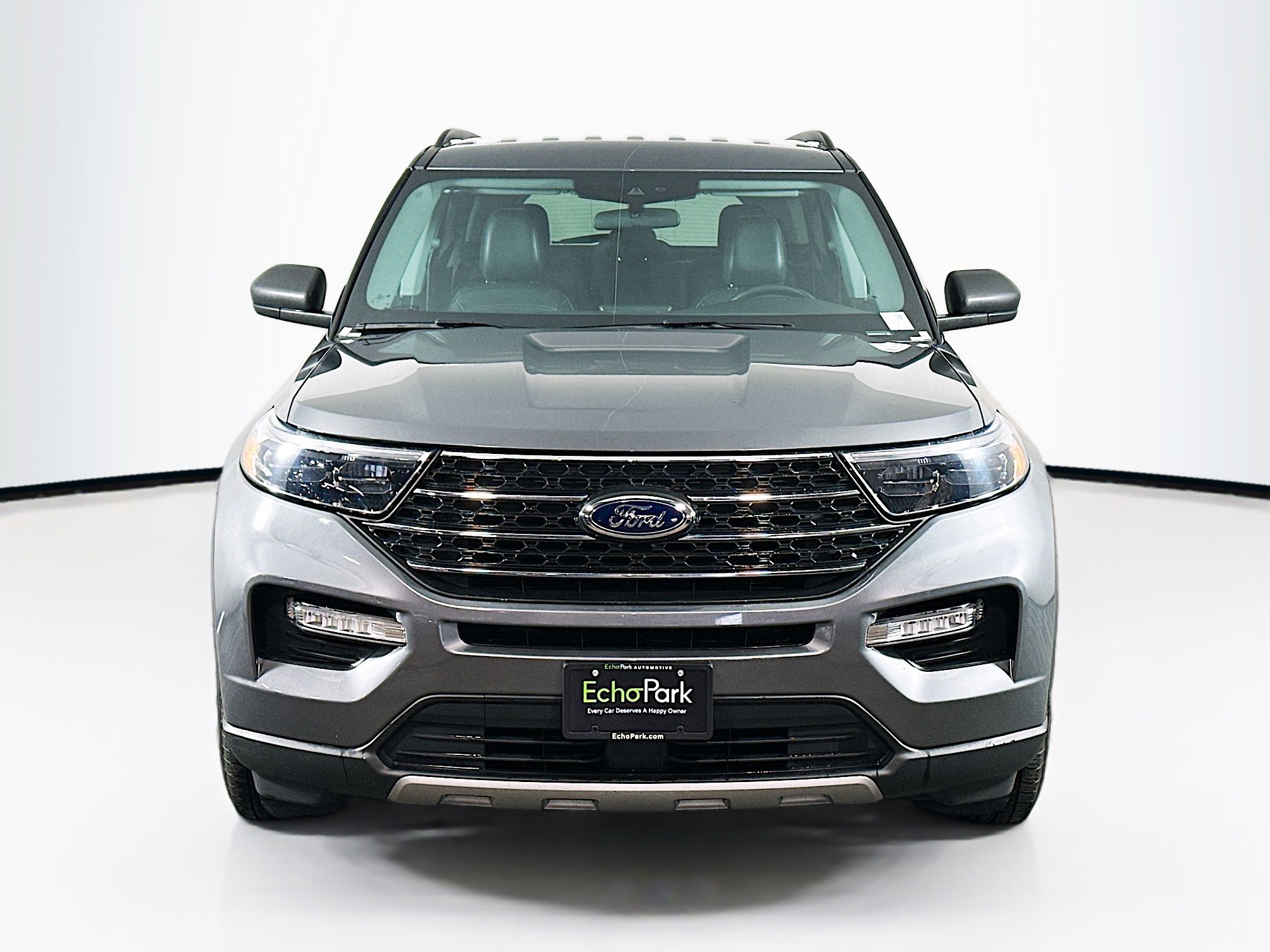 Used 2024 Ford Explorer XLT w/ Equipment Group 202A image 2