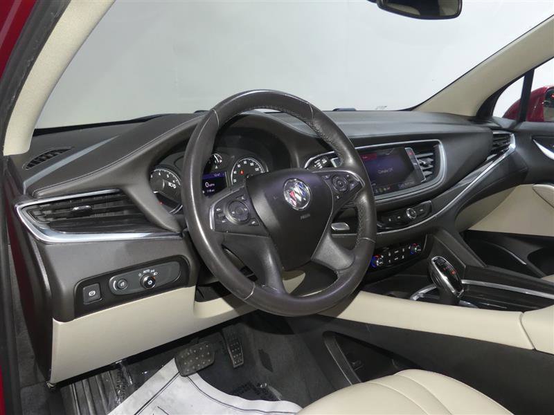 Used 2020 Buick Enclave Essence image 22