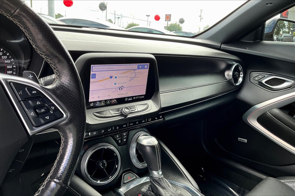Used 2020 Chevrolet Camaro SS RWD image 10