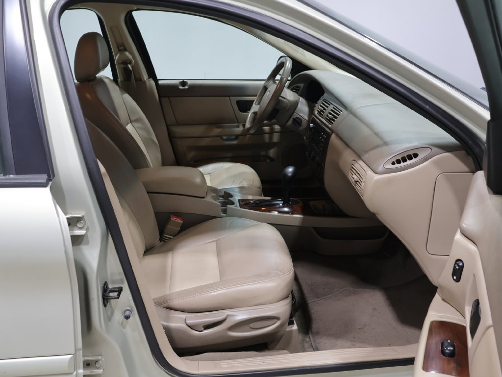 Used 2006 Ford Taurus SEL FWD image 11