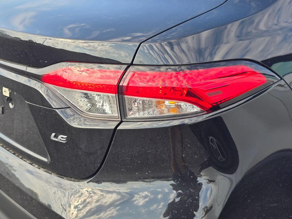 Certified 2025 Toyota Corolla LE FWD image 12