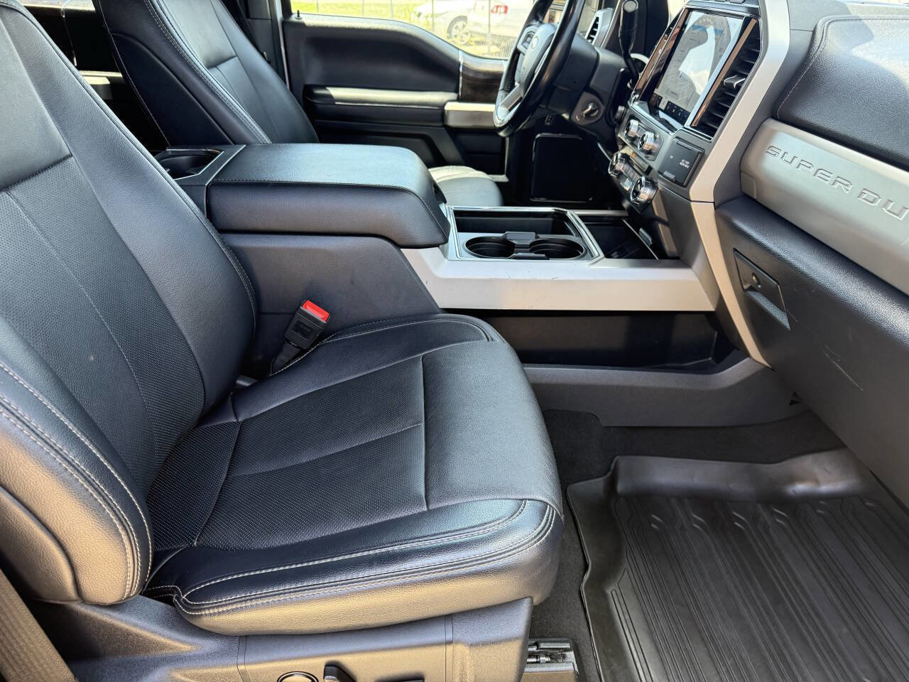 Used 2022 Ford F250 Lariat image 21