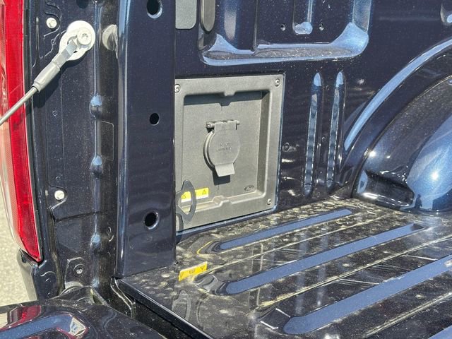 New 2025 Ford F150 Lariat w/ Equipment Group 501A Mid image 18