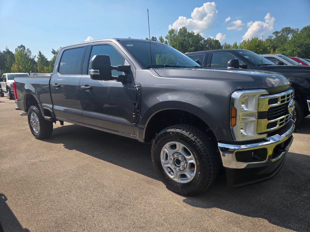 New 2027 Ford F250 XLT AWD/4WD image 2