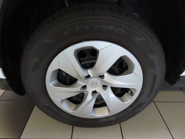 Used 2023 Toyota RAV4 LE image 16