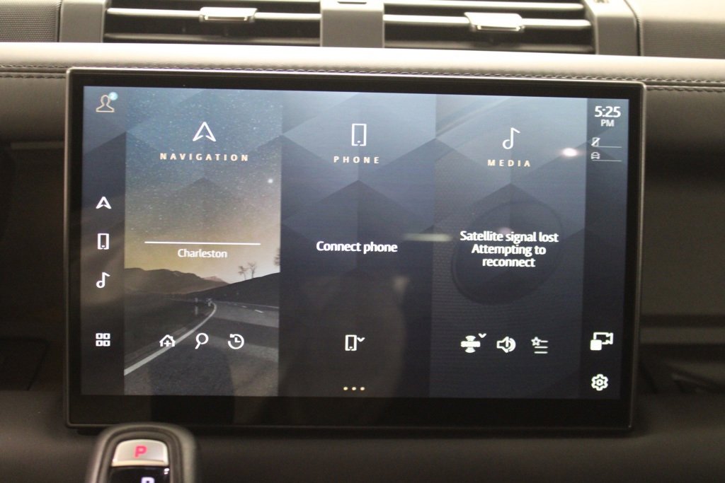 Certified 2024 Land Rover Defender 130 V8 image 26