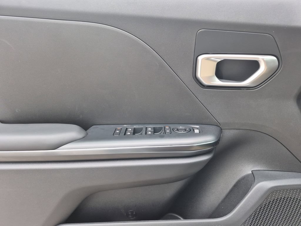 New 2026 Kia K4 FWD image 6