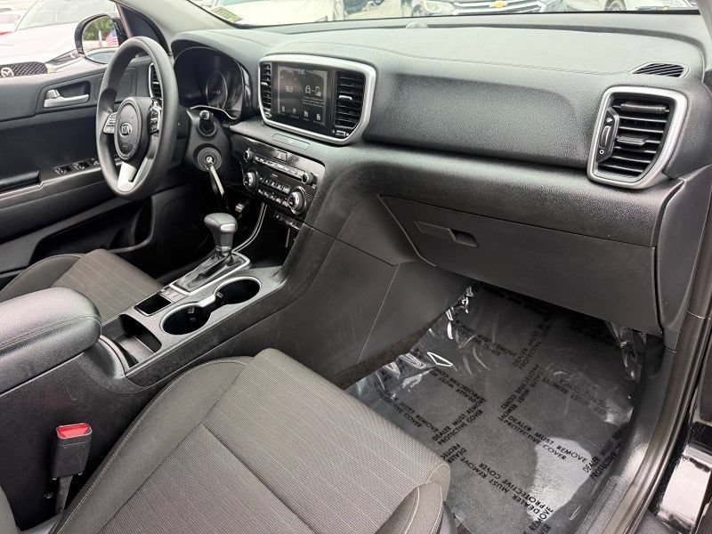 Used 2021 Kia Sportage LX w/ LX AWD Popular Package image 17