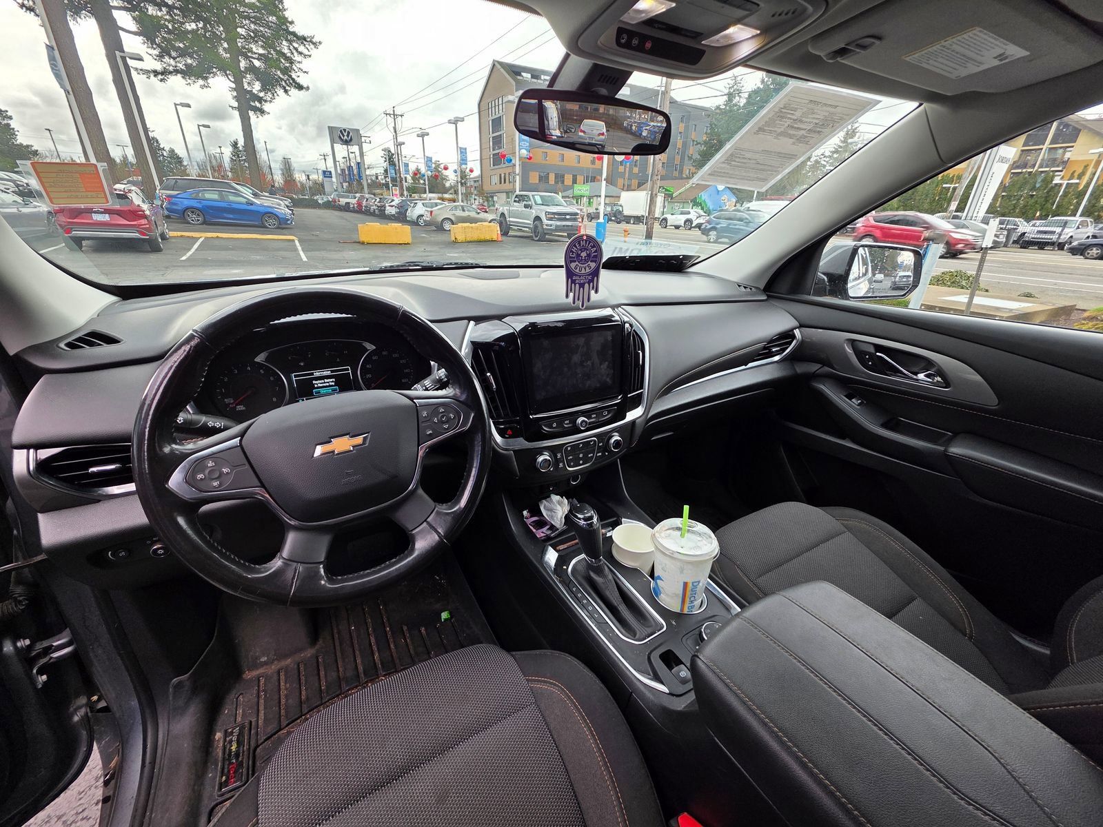 Used 2019 Chevrolet Traverse LT image 12