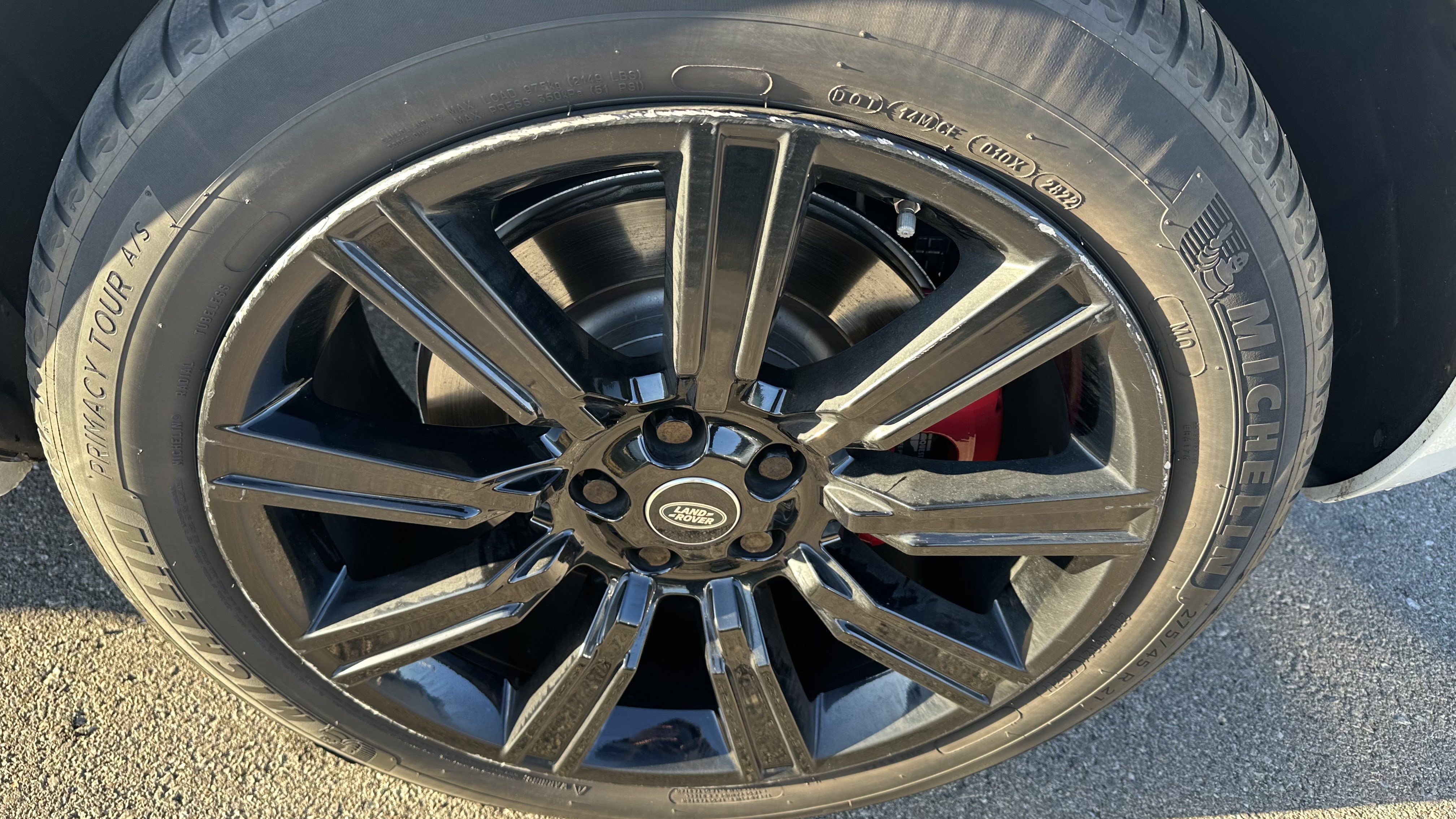 Used 2018 Land Rover Range Rover Sport HSE Dynamic image 12