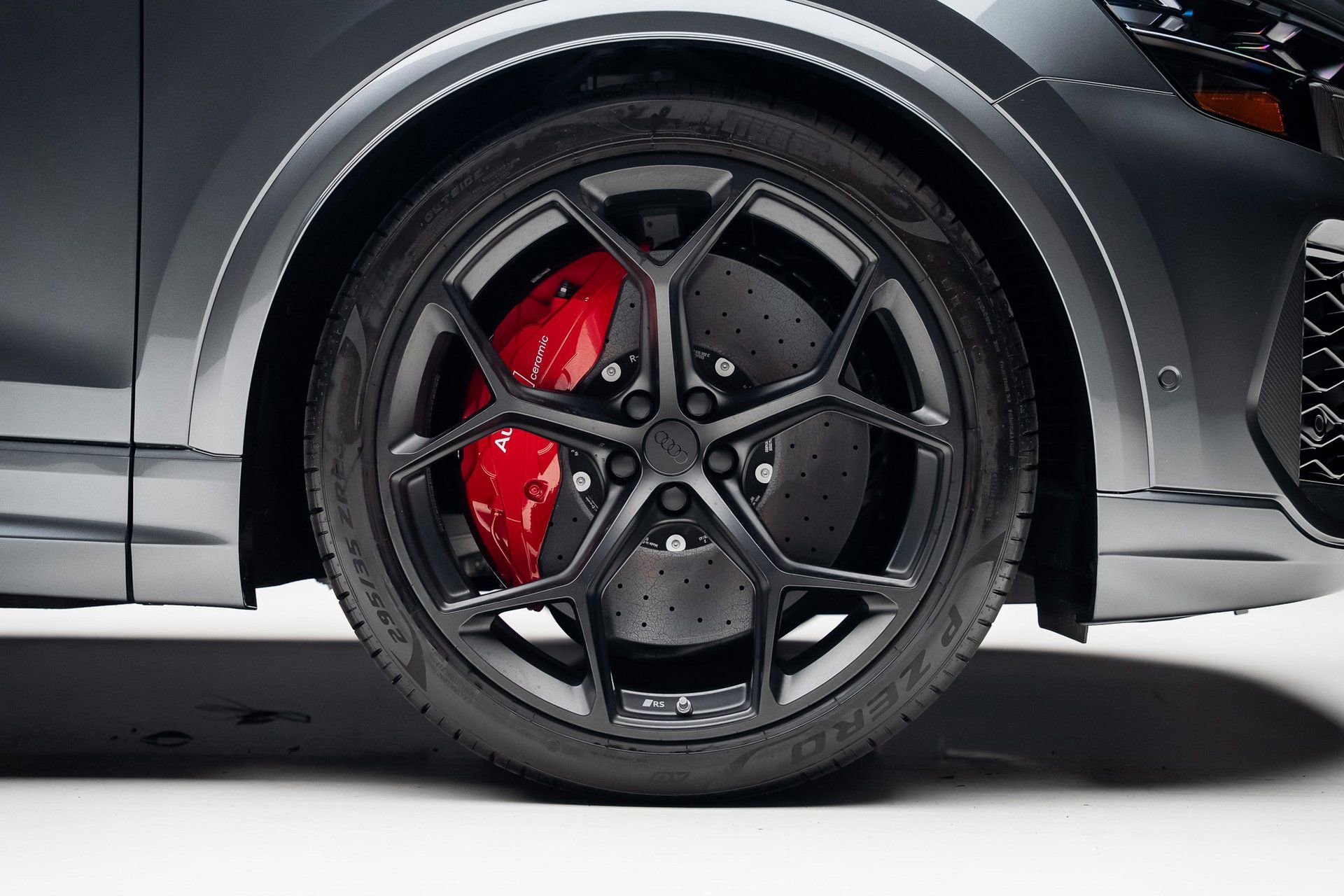 Used 2026 Audi RS Q8 performance image 40