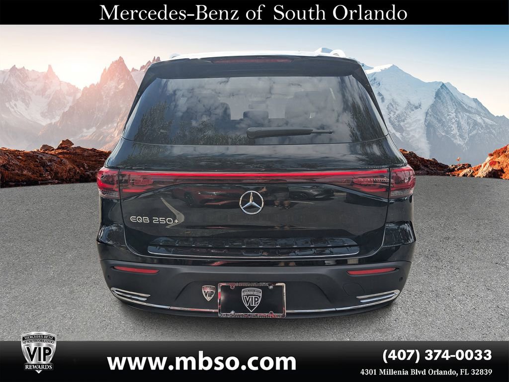 Certified 2023 Mercedes-Benz EQB 250+ w/ Exclusive Package image 16