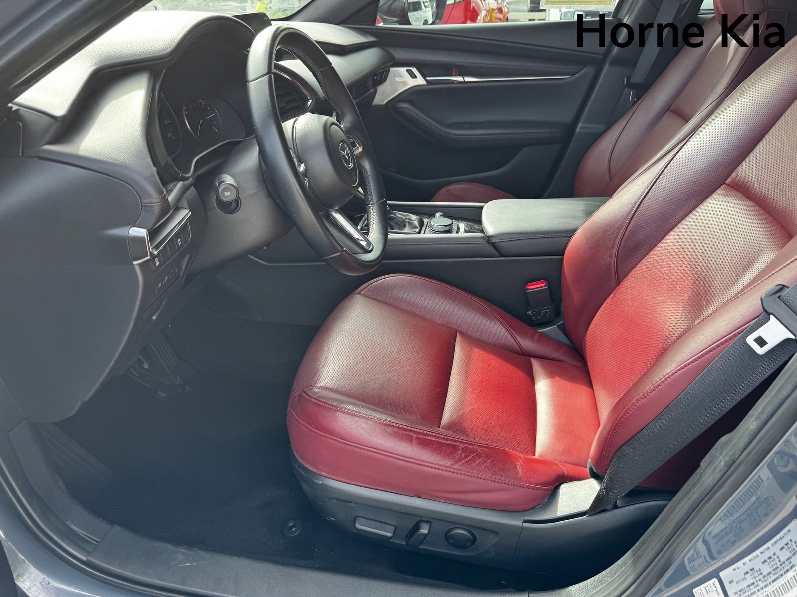 Used 2022 MAZDA MAZDA3 s image 10