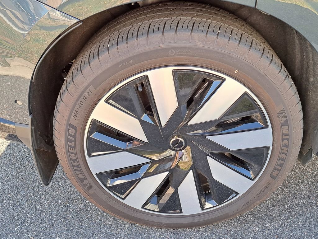 Used 2025 Volvo EX90 Ultra image 36