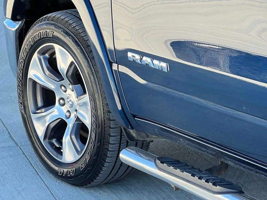 Used 2020 RAM 1500 Laramie AWD/4WD image 38