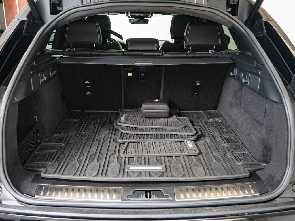 Used 2022 Land Rover Range Rover Velar S image 17