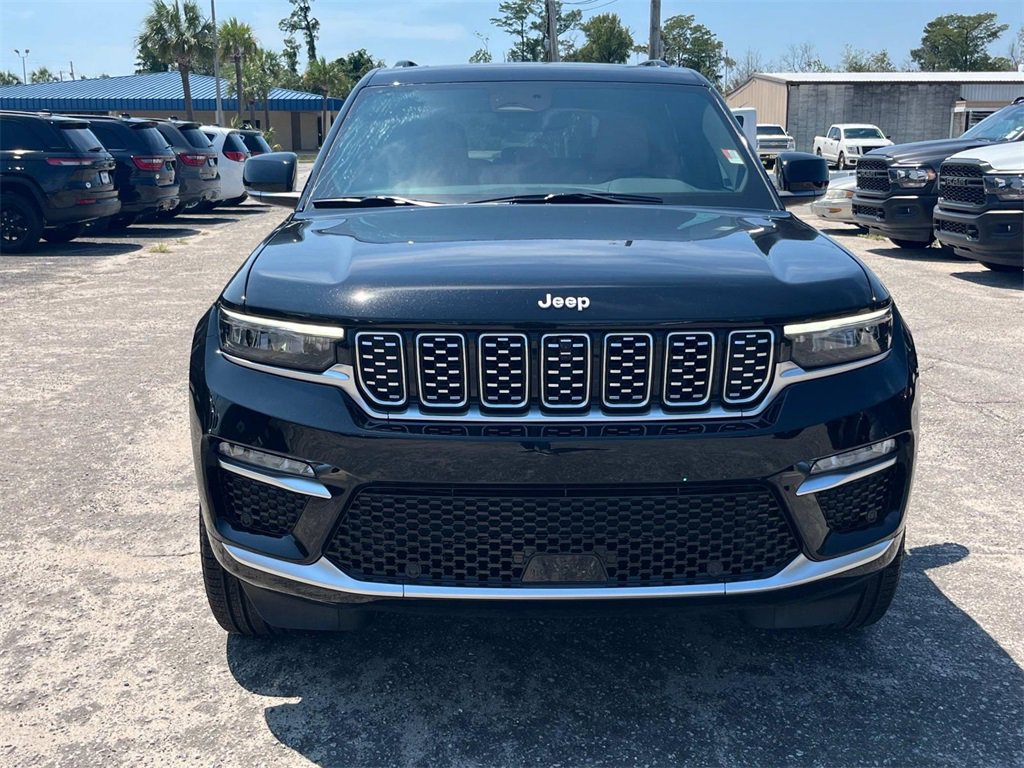 New 2025 Jeep Grand Cherokee Summit image 8
