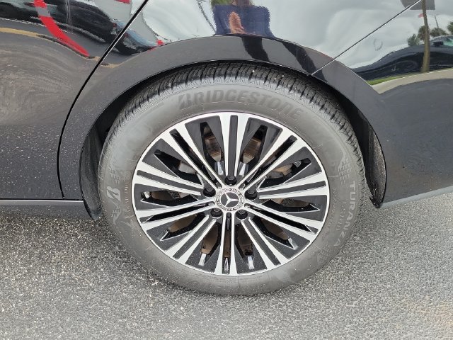 Used 2023 Mercedes-Benz CLA 250 image 8