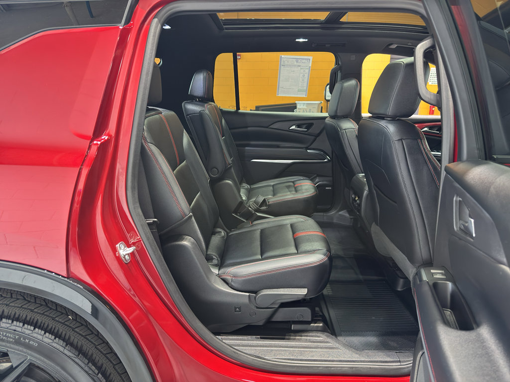 Used 2024 Chevrolet Traverse RS AWD/4WD image 20