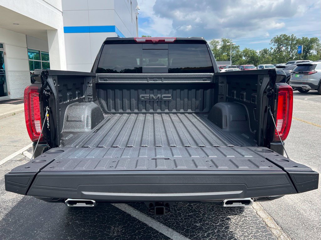 New 2026 GMC Sierra 1500 AT4 w/ AT4 Premium Package AWD/4WD image 9