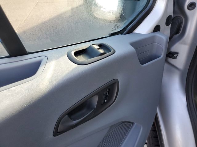 Used 2015 Ford Transit 250 130 Low Roof image 18