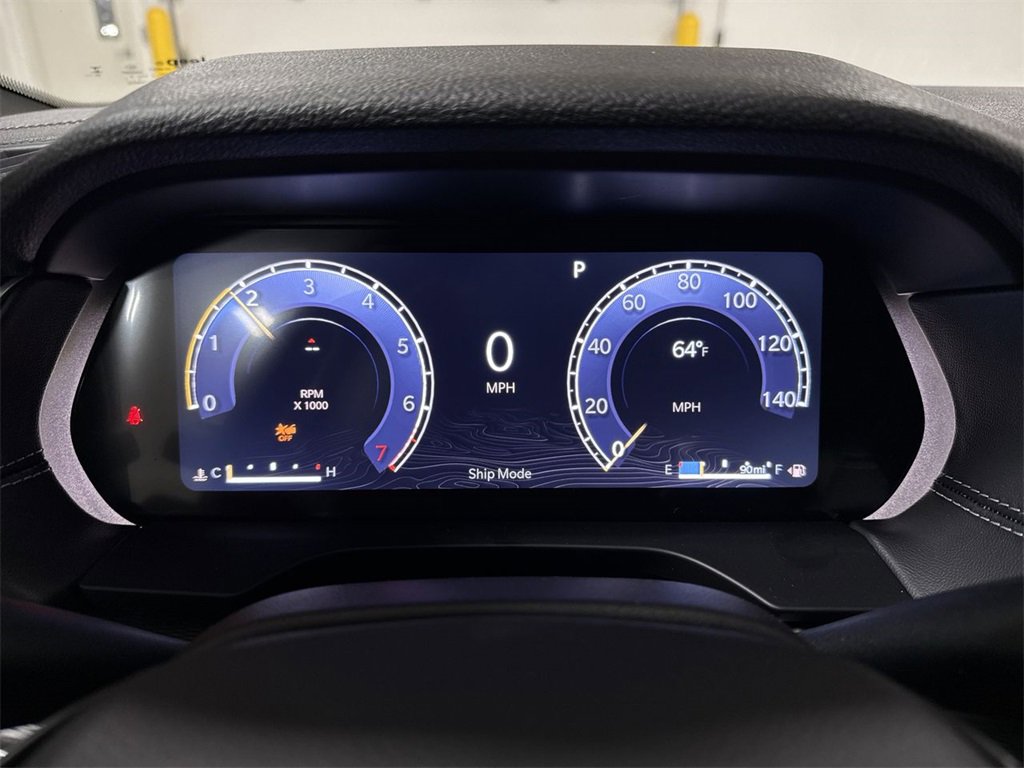 New 2025 Jeep Grand Cherokee Altitude image 11